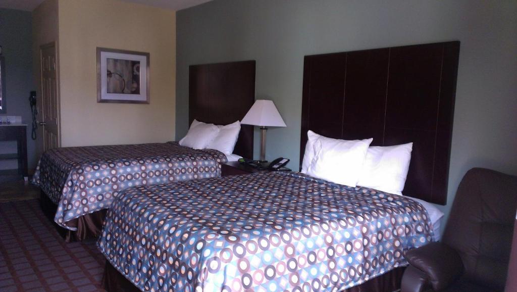 Pearsall Inn And Suites Quarto foto
